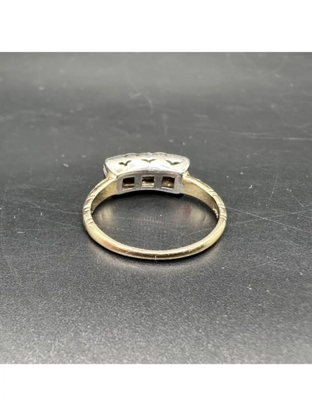 Vintage Three Stone Diamond Ring 14K Gold Elegant Jewelry Engagement Size 6.75 - Picture 6 of 14